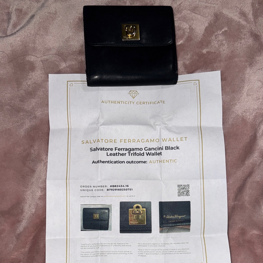 Salvatore Ferragamo Black Leather Trifold Wallet With Coa